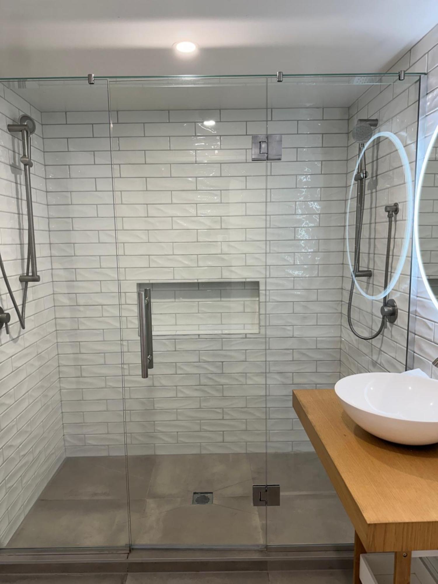66 Express Luxury In New Market Apartment
